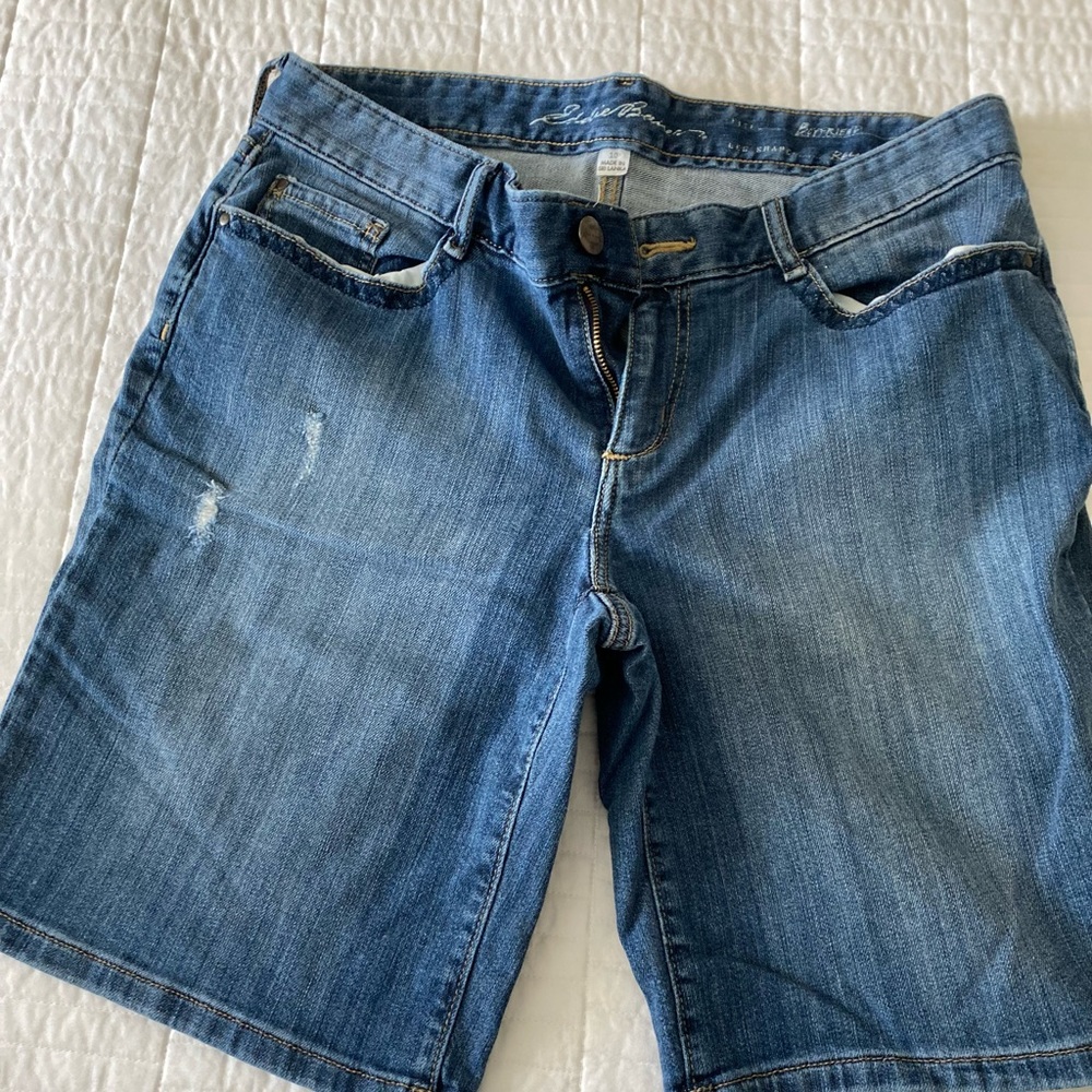Eddie Bauer - jean shorts - boyfriend fit - relaxed / size 10